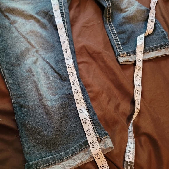 Maurices Women's Capri - Picture 6 of 8